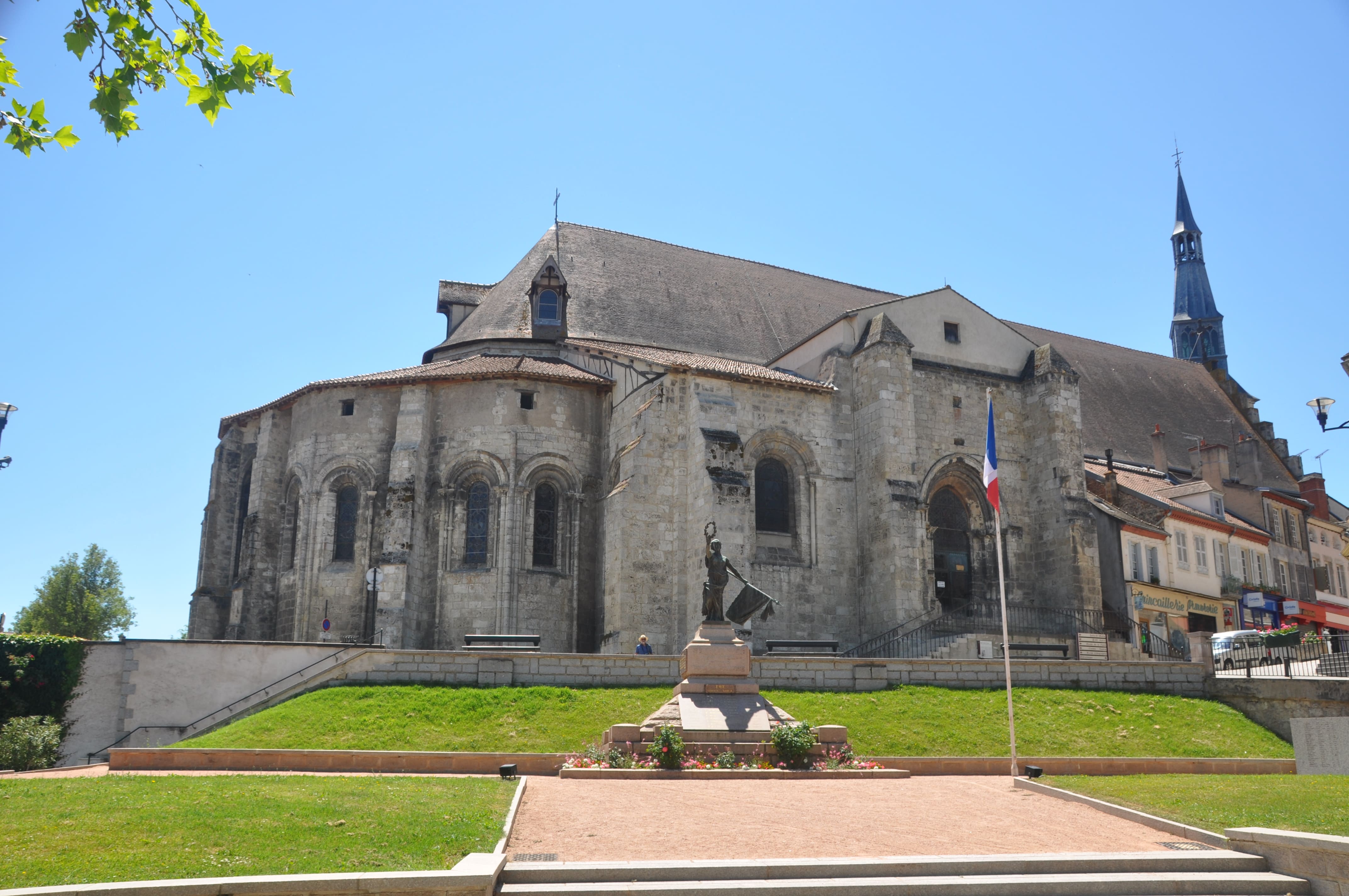 L’église Sainte-Croix