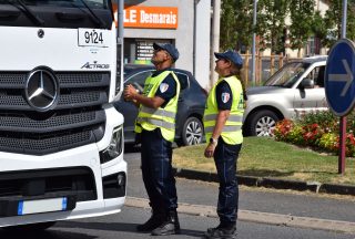 Opération « stop poids lourds » en été